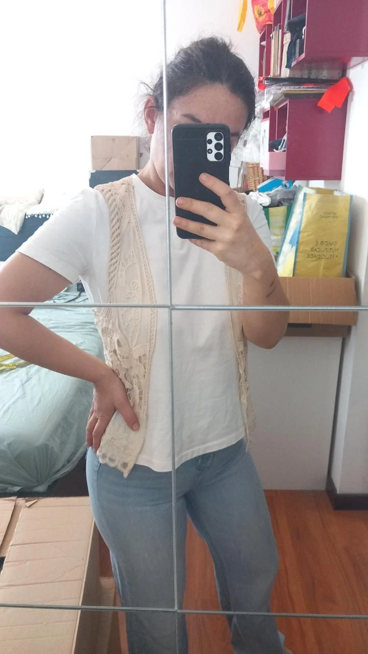 Gilet bege de renda / crochê Pull & Bear – Tamanho M | Colete bege rendado – photo 5